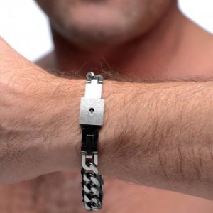 MASTER SERIES CHAINED LOCKING BRACELET & KEY NECKLACE